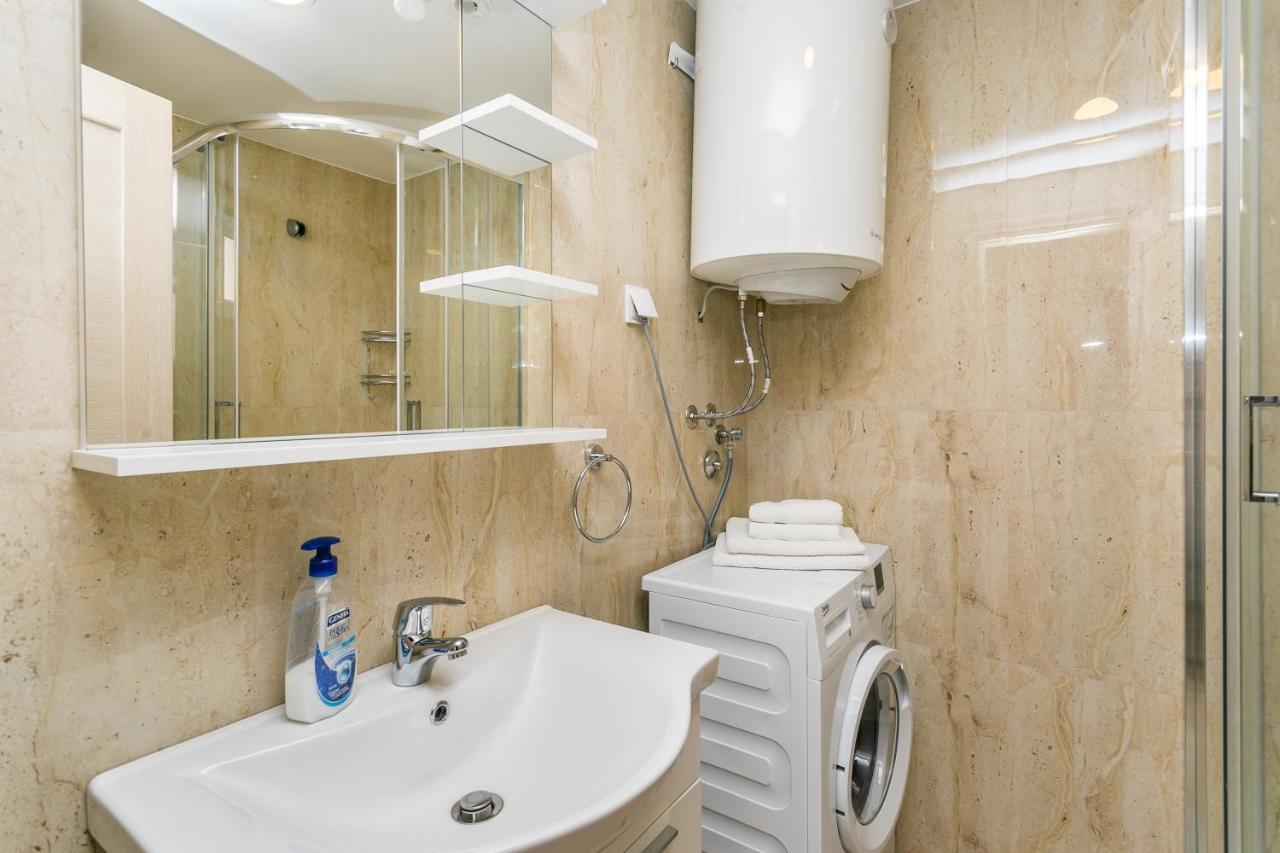 Apartments Aleksandar Petrovac Room photo